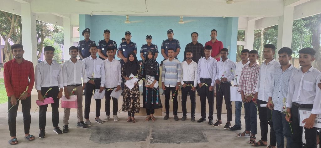 13 people got jobs in Joypurhat police for 120 taka without bribery or lobbying