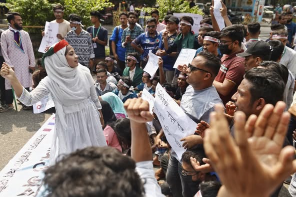 Students from seven colleges in Dhaka stay near DU