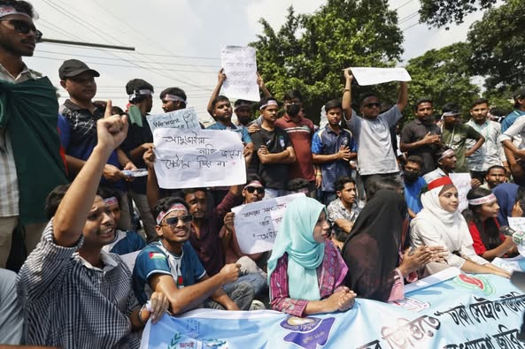 Students from seven colleges in Dhaka stay near DU