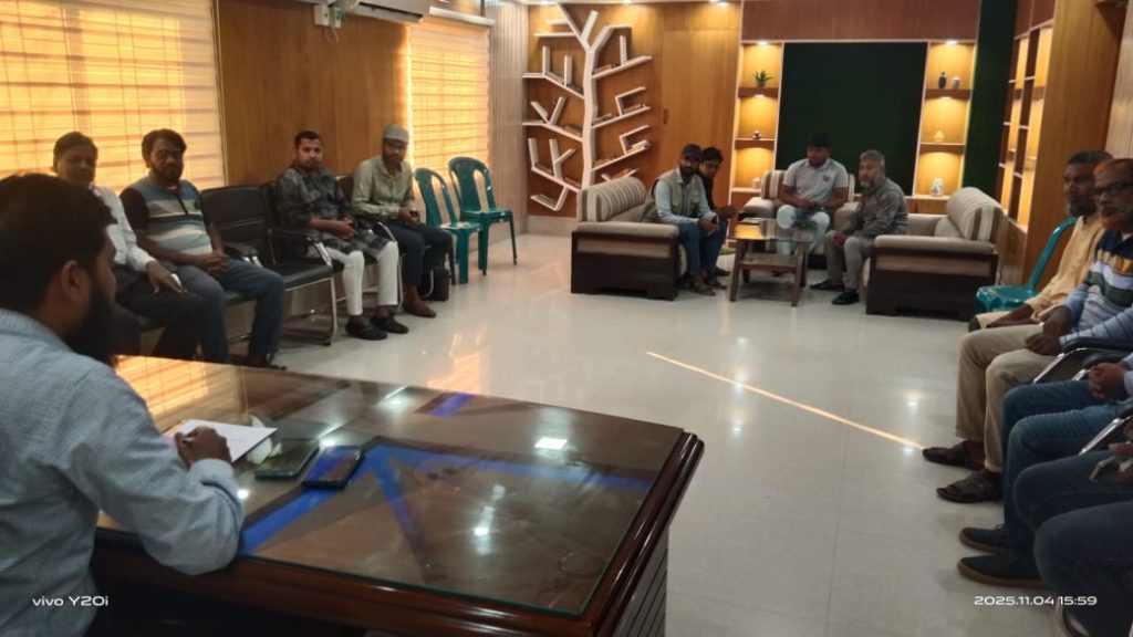 Exchange of views with members of the press club along with the new AC Land and UNO (additional duties) in Bholahat