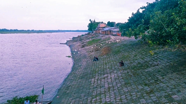 Munshiganj Field and Mahananda River banks open new possibilities for Bholahat's entertainment and beauty development