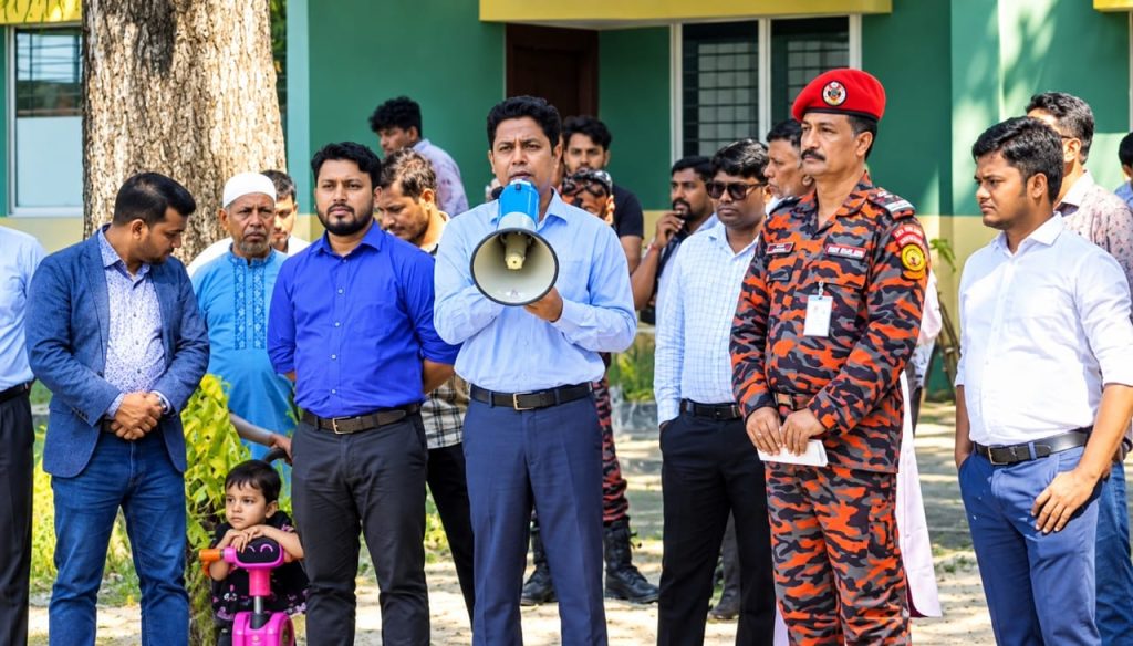 Rally, fire-fighting drill, and discussion meeting held in Bholahat to mark International Day for Disaster Risk Reduction 2026.